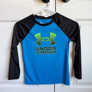 Like new! Boys under Armour dri fit shirt